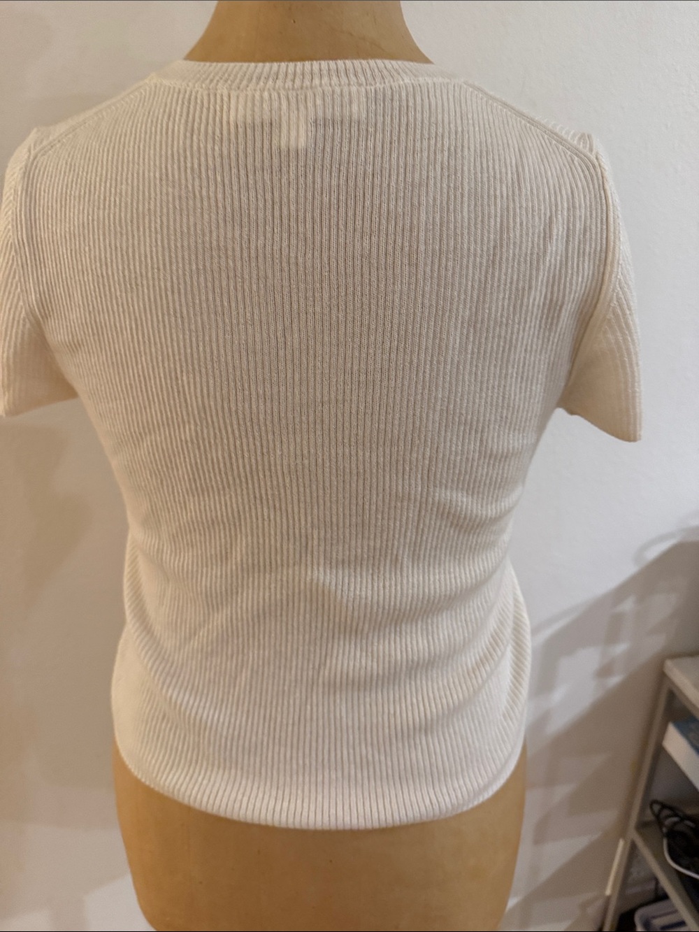 Eterne sz XS/S Cashmere Ribbed Short-Sleeve Knit Sweater like new condition - Picture 2 of 6